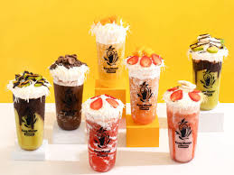 Smoothies GoFood sebagai minuman segar dingin dengan tekstur lembut